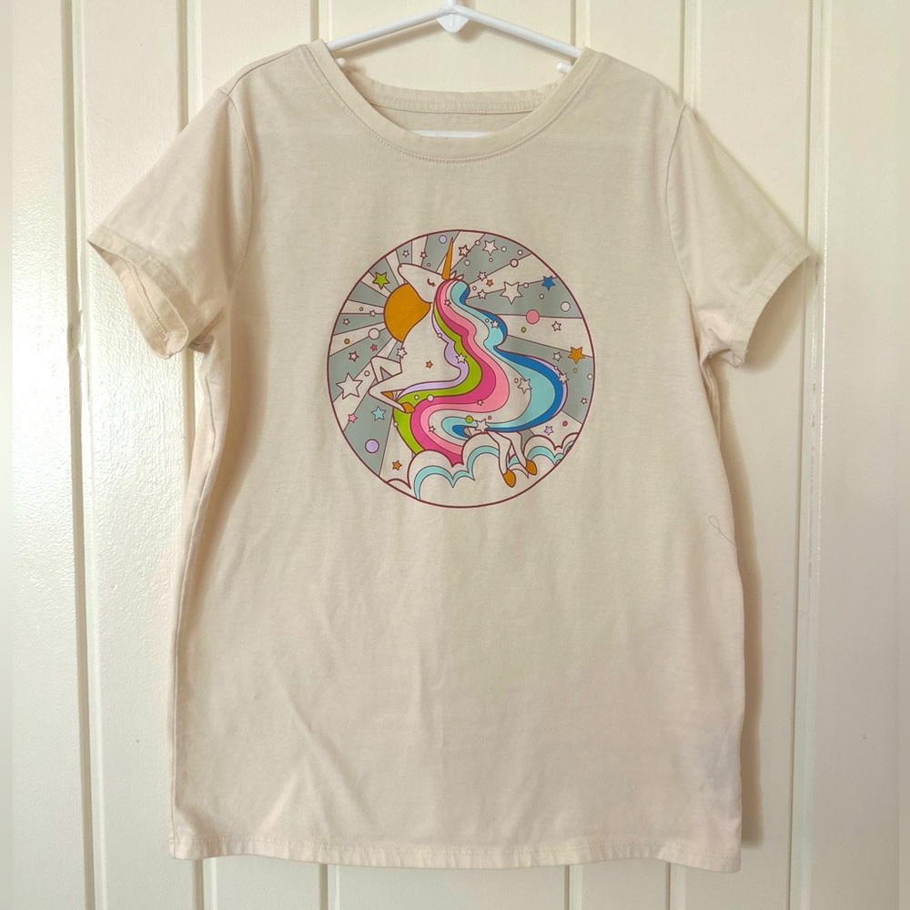 Cat & Jack Ivory Tee with unicorn print. Size L (10/12). Like new!